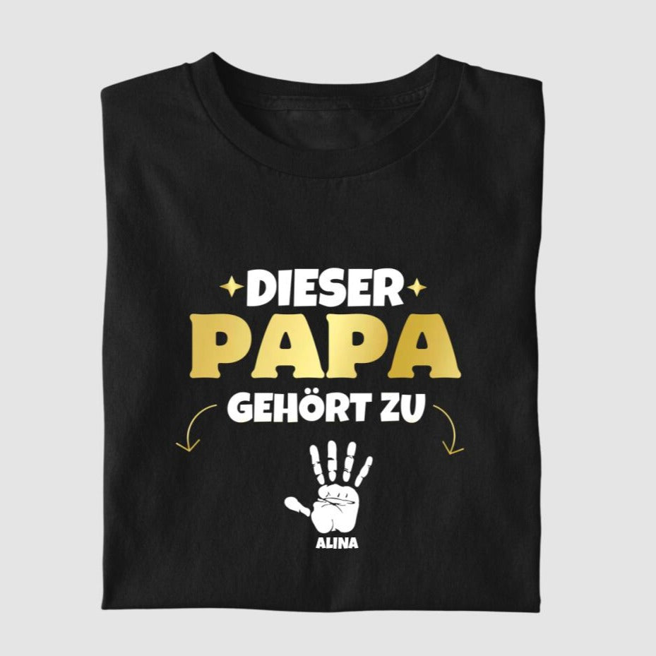 Dieser Papa gehört zu - Herren T-Shirt persoanlisierbar