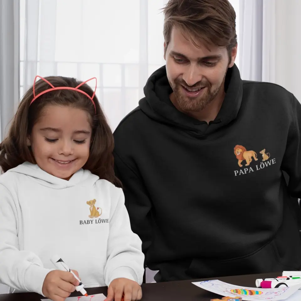 Papa Löwe - Herren Hoodie personalisierbar